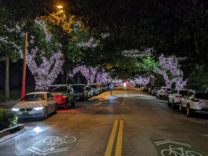 MIA_2023-08-18 20-46-08_PXL_20230819_004608119.NIGHT